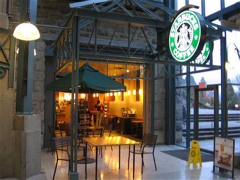 Starbucks (City Square Mall) .